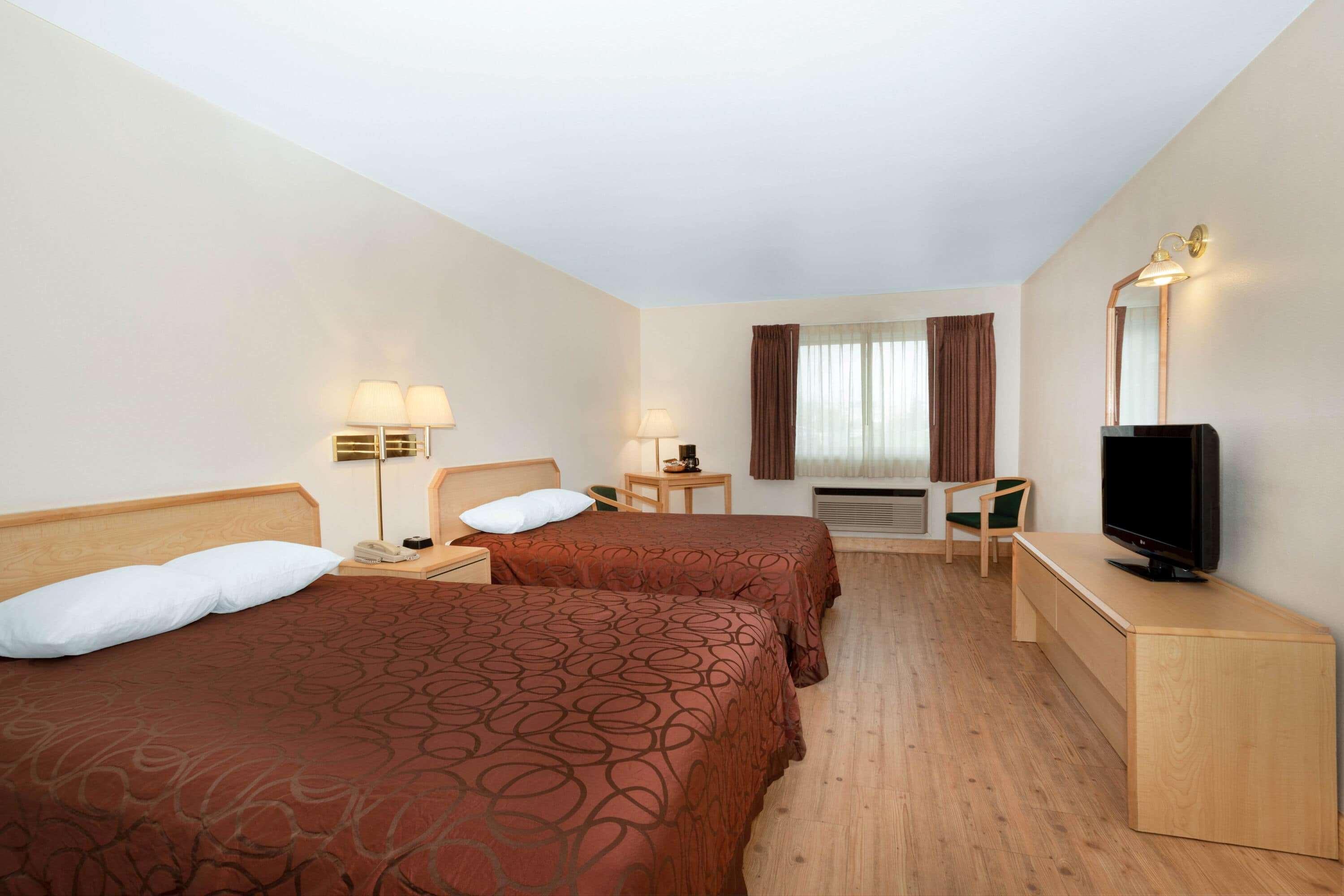 Inn At Lander, Travelodge By Wyndham Exterior foto